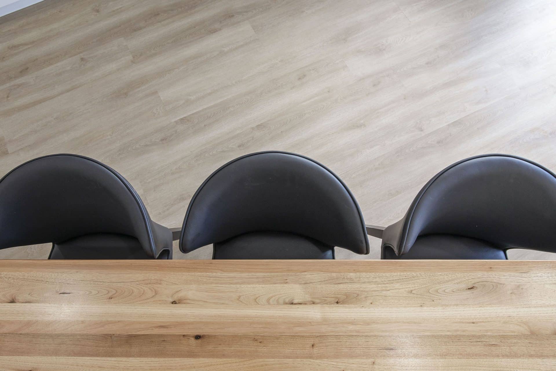 Natural Oak Vinyl Plank - Image 13