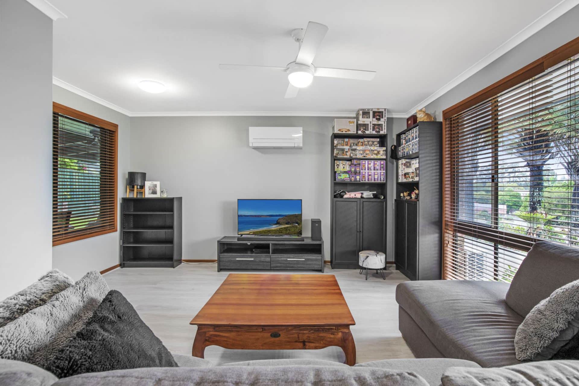 Ash Oak Hybrid Flooring 6mm - Image 5