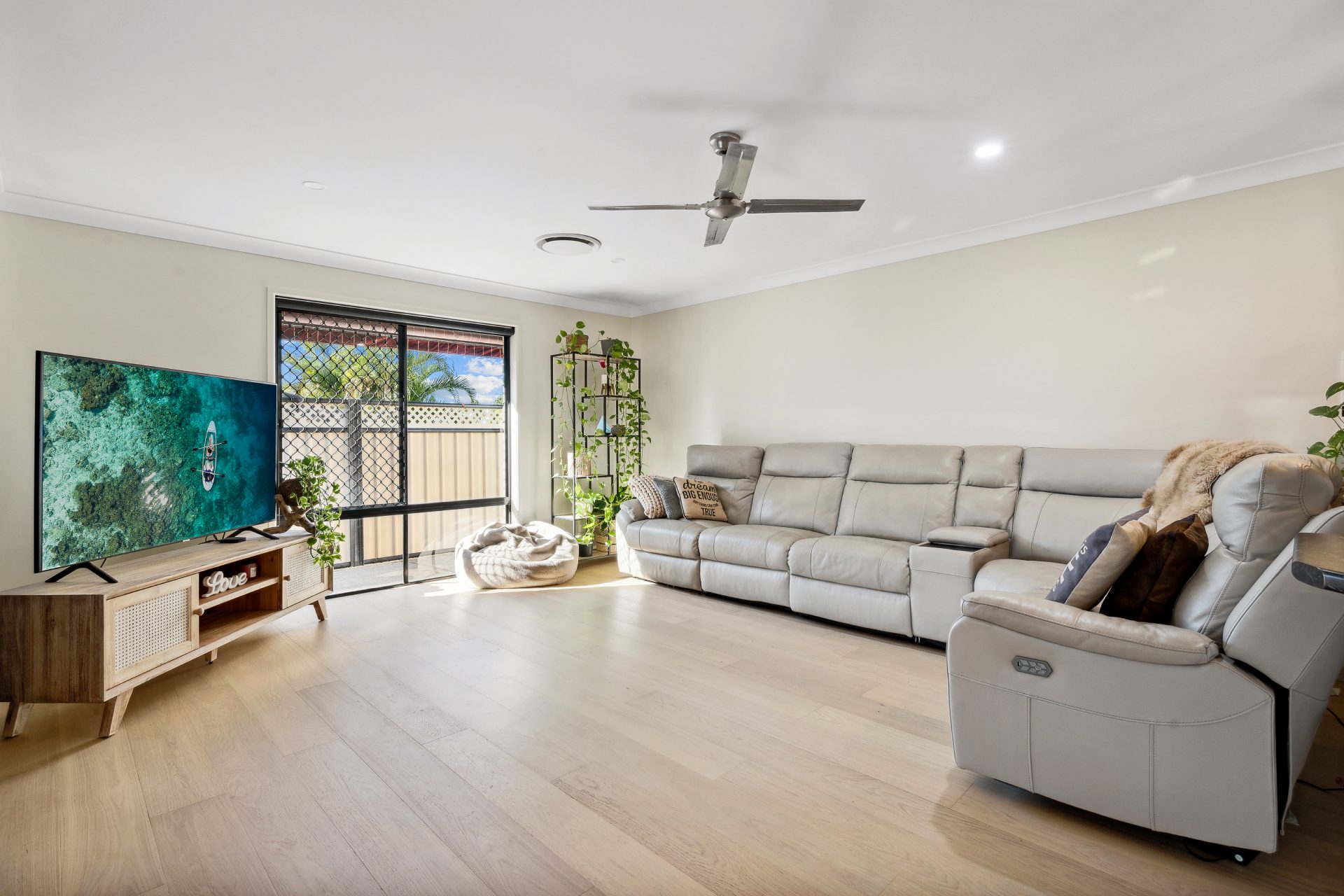 Natural Oak Hybrid Flooring Brisbane