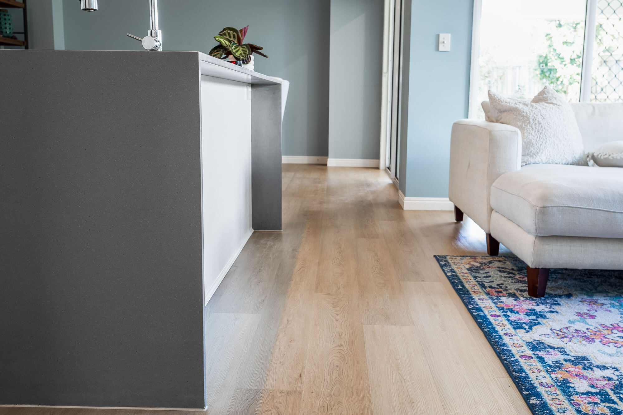 LightOak-0192 Hybrid Flooring Benefits and Installation Tips